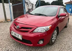 Toyota Corolla 2013 Red
