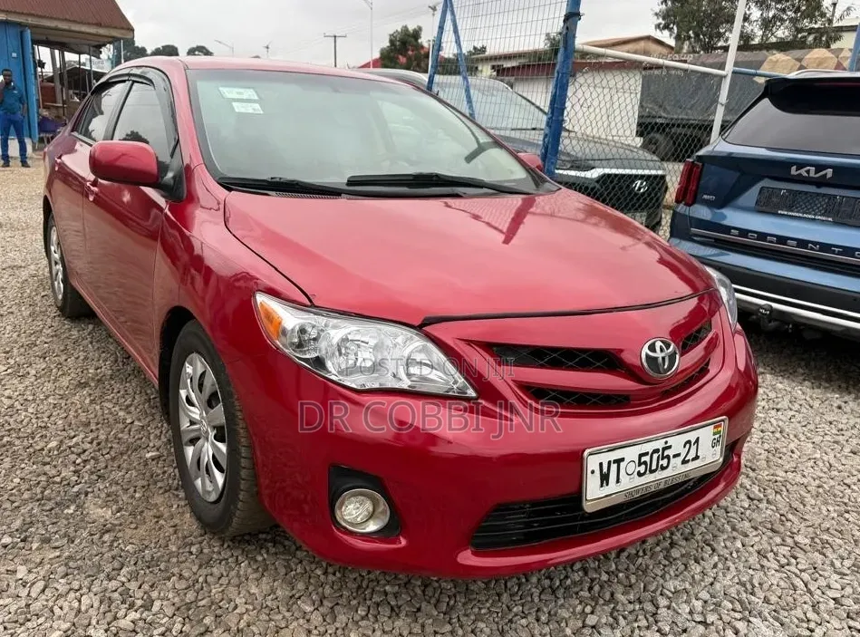 Toyota Corolla 2013 Red