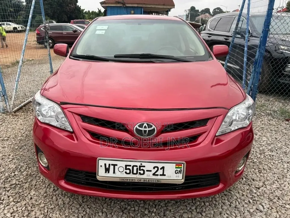 Toyota Corolla 2013 Red