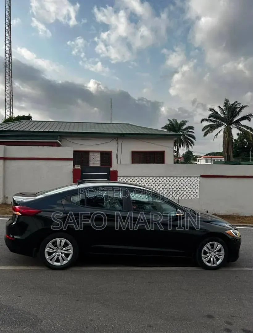 Hyundai Elantra 2018