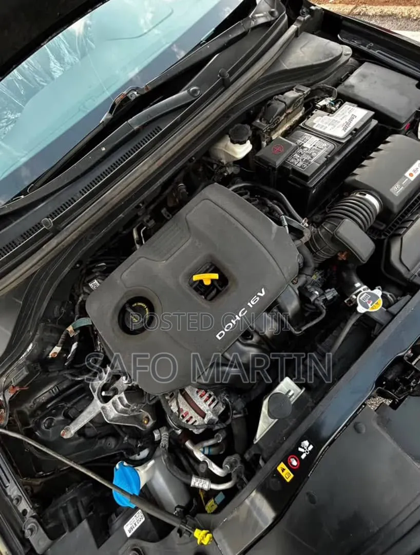 Hyundai Elantra 2018