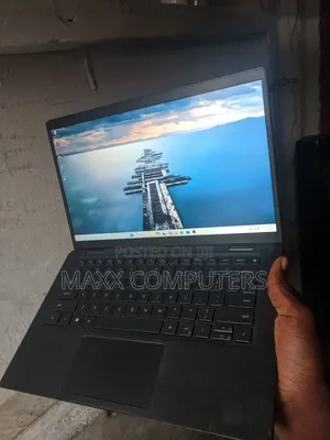 Laptop Dell Latitude 7320 16GB Intel Core i5 SSD 256GB