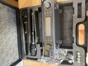 Shure Microphone GLXD100X Pair