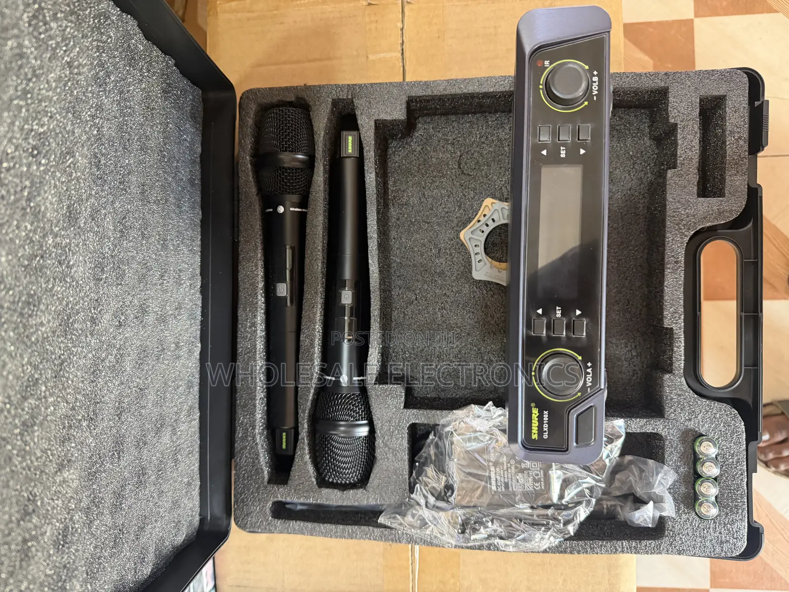 Shure Microphone GLXD100X Pair