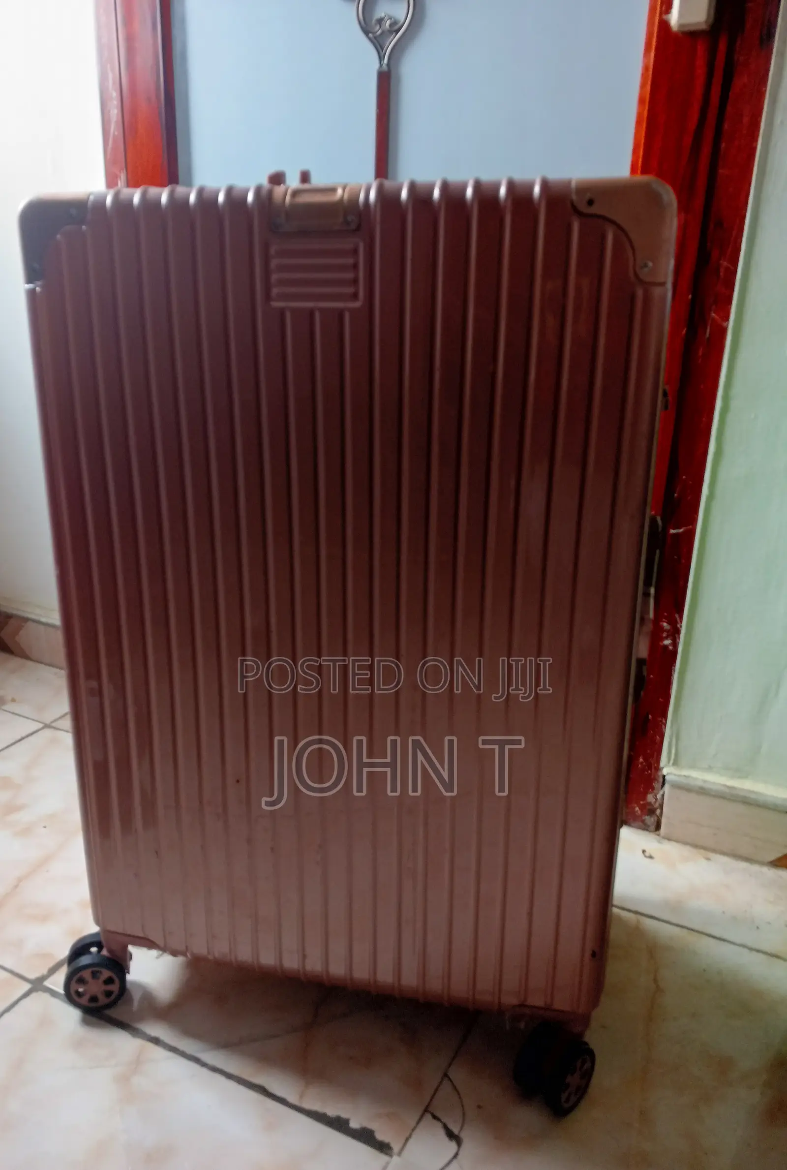 Used Luxurious Zipless Trolley Luggage Unbreakable