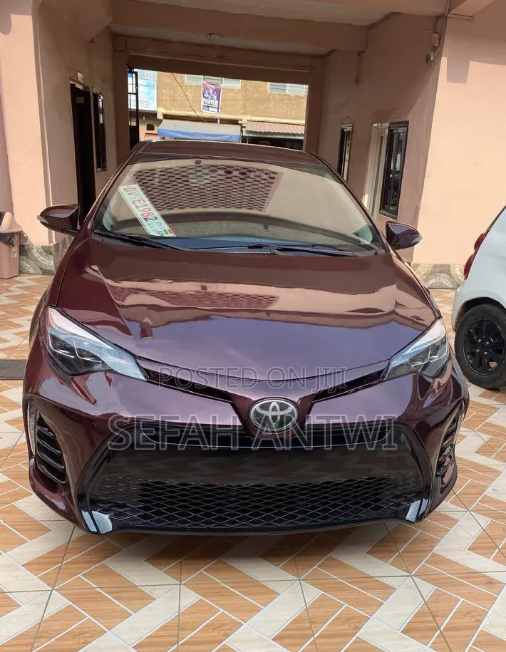 Toyota Corolla 2018 Burgundy