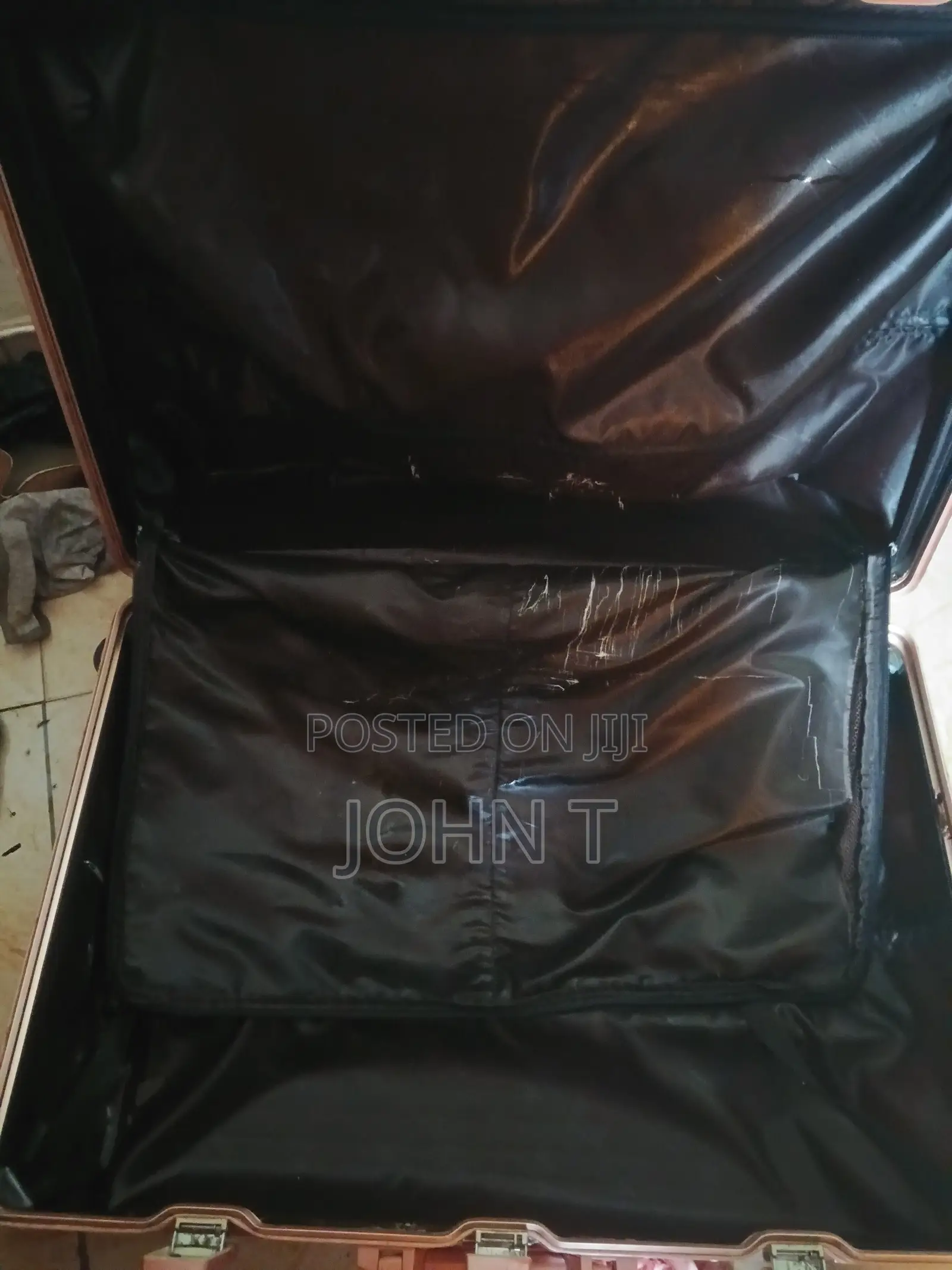 Used Luxurious Zipless Trolley Luggage Unbreakable