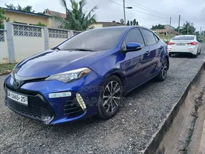 Toyota Corolla 2019 Blue