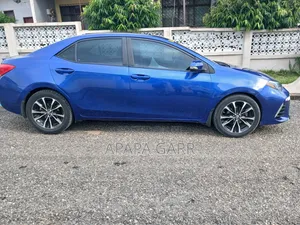 Toyota Corolla 2019 Blue