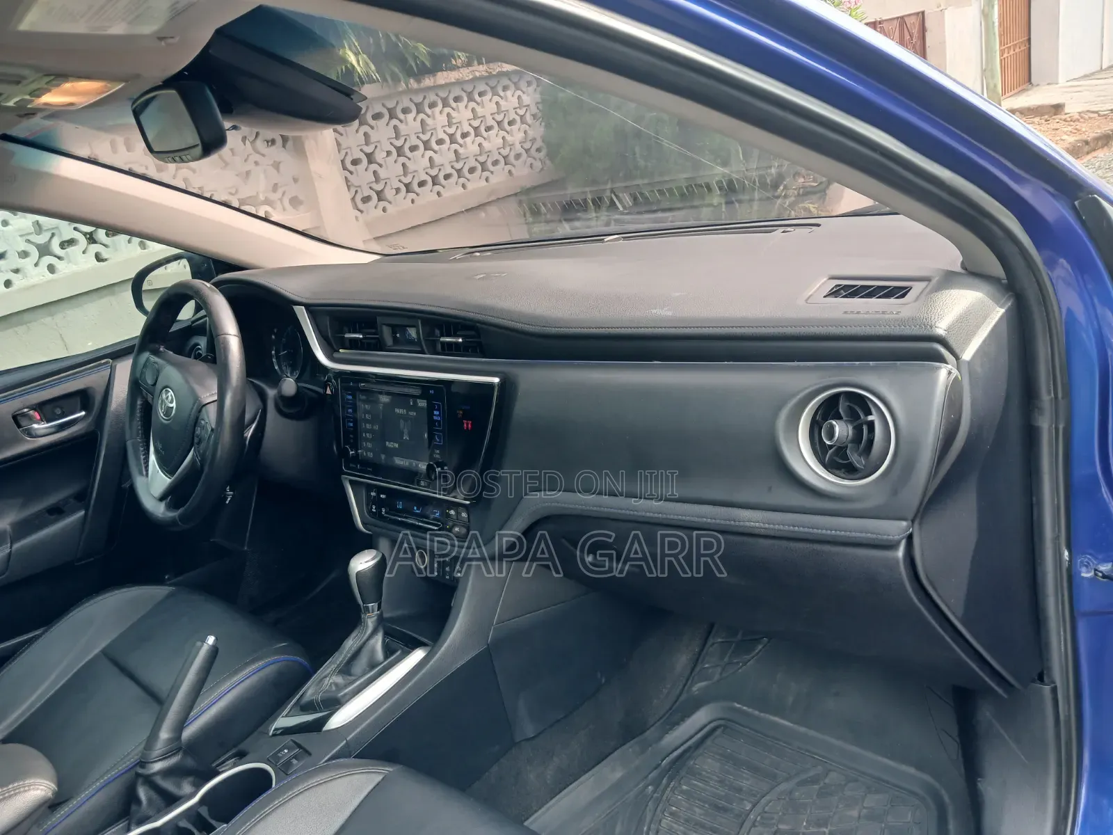 Toyota Corolla 2019 Blue