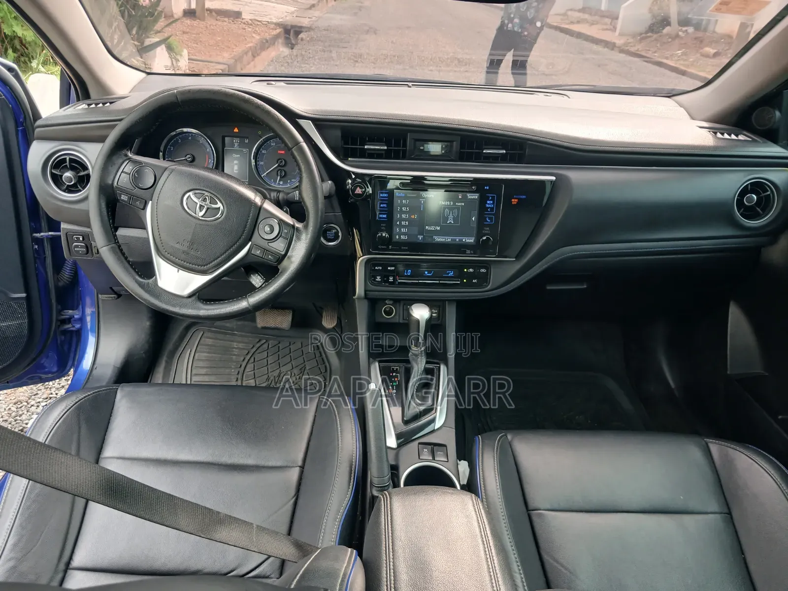 Toyota Corolla 2019 Blue