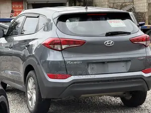 Hyundai Tucson SE AWD 2018 Gray