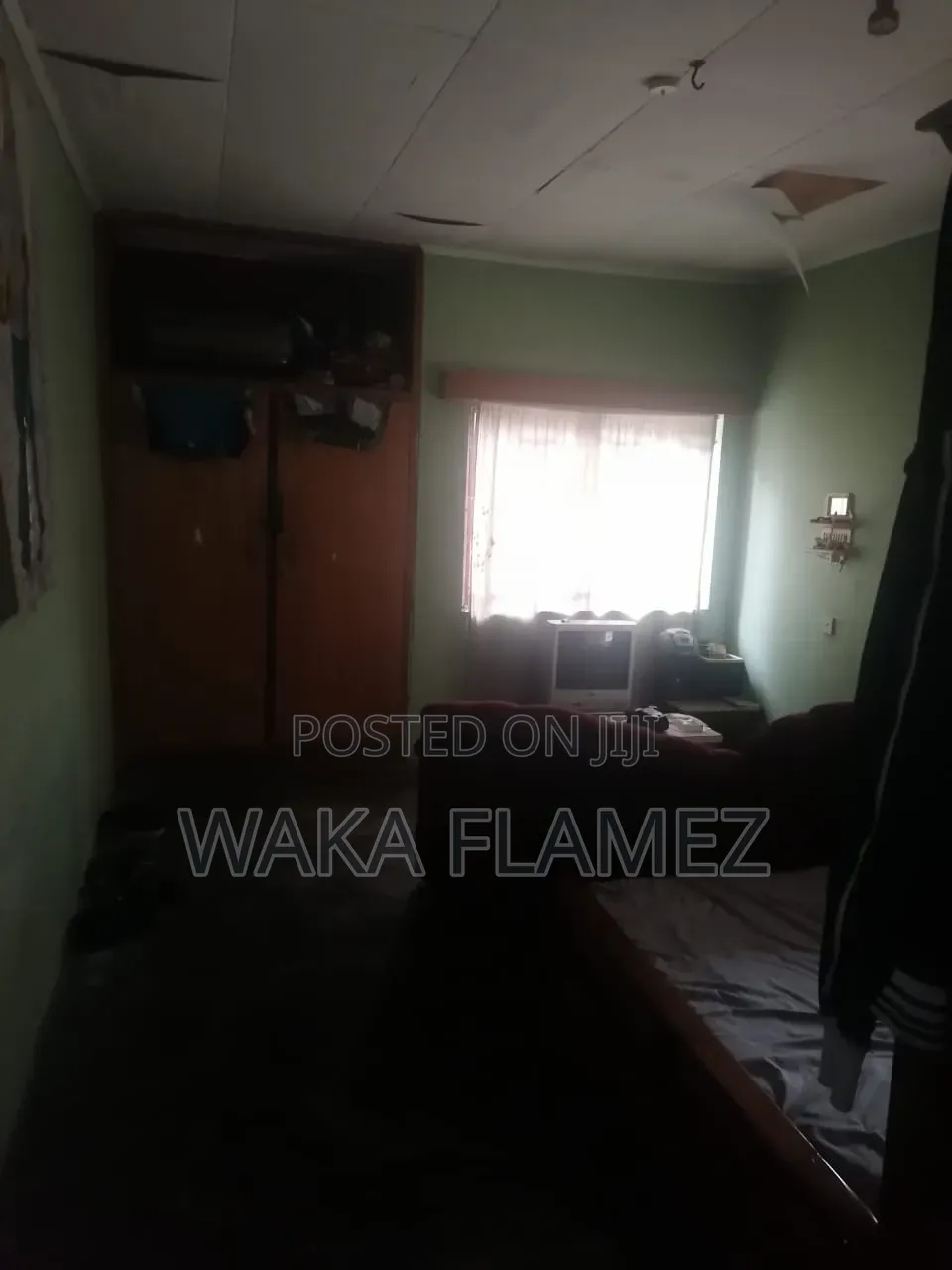 5bdrm House in Pobiman Township, Amasaman for sale