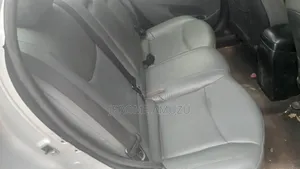 Hyundai Elantra 2013 Silver