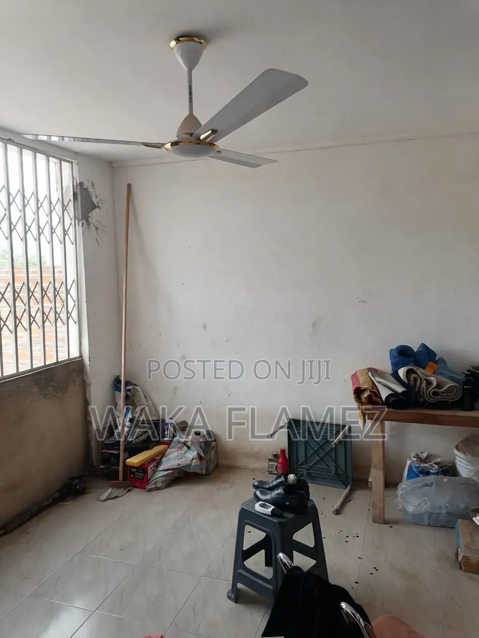 4bdrm Duplex in Satellite, Amasaman for sale
