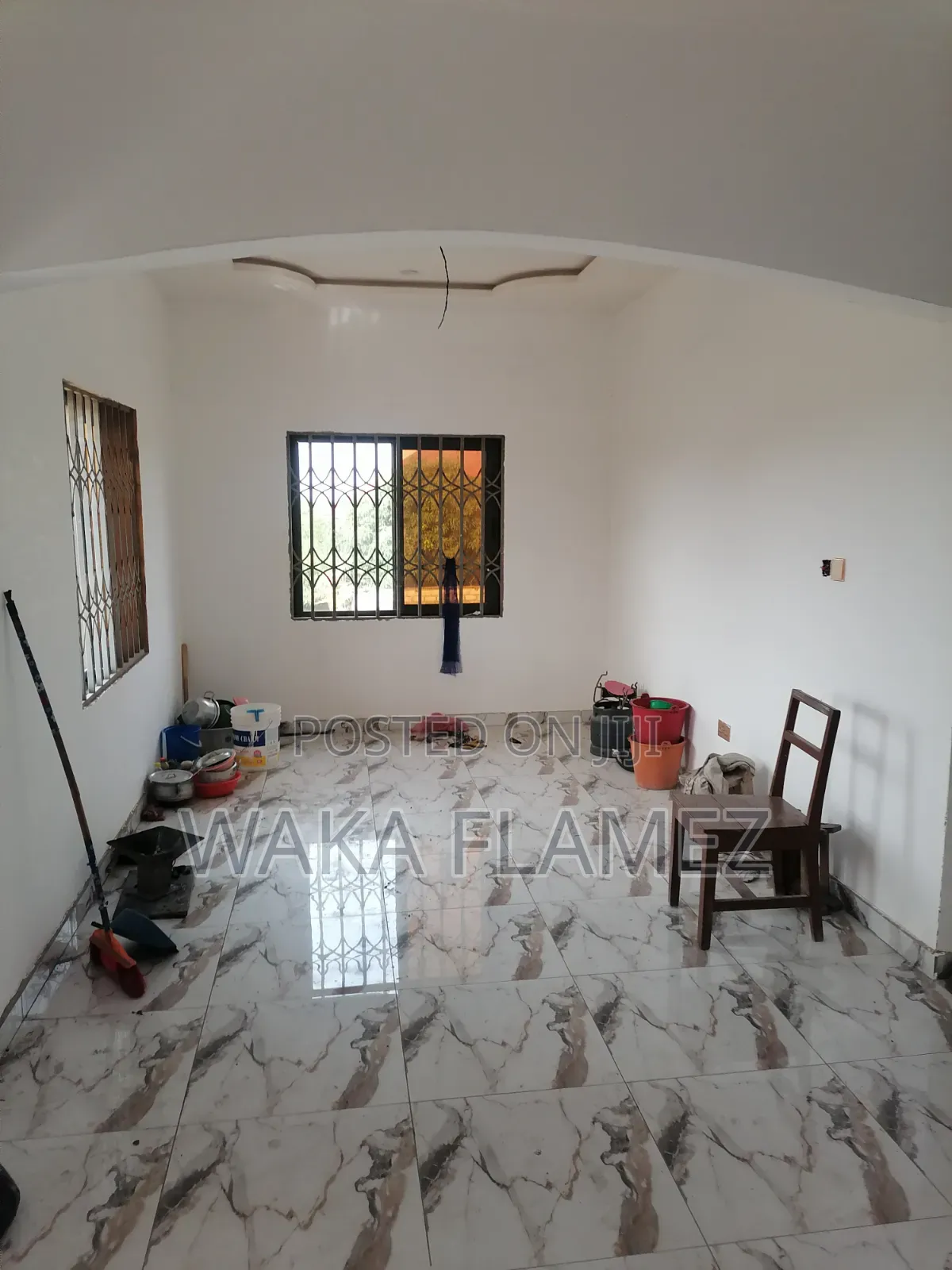 6bdrm House in Sapeiman Greater, Amasaman for sale