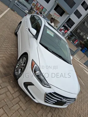 Hyundai Elantra 2018 White