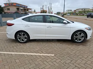 Hyundai Elantra 2018 White