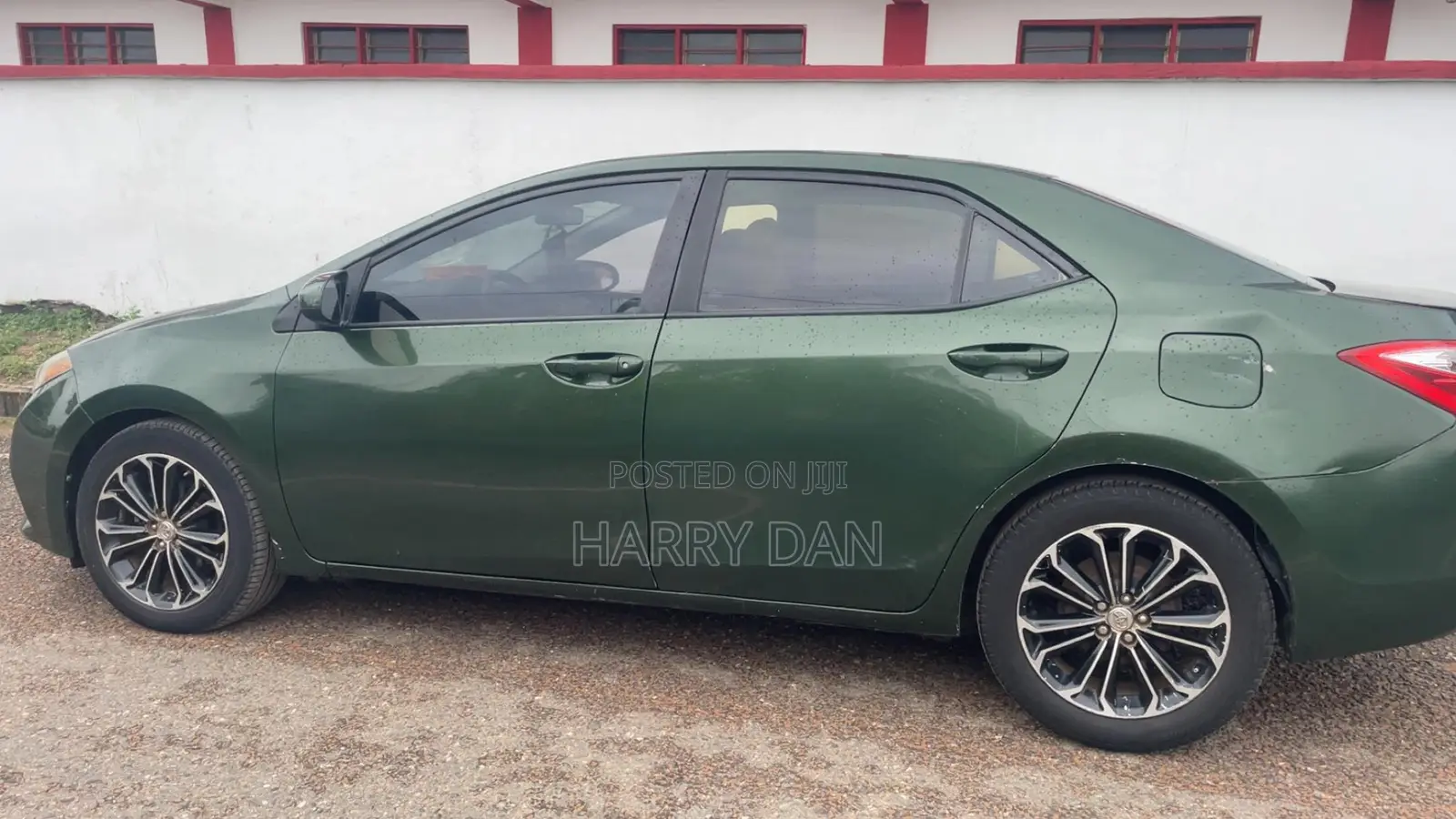 Toyota Corolla LE 4dr Sedan (1.8L 4cyl 4A) 2013 Green