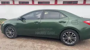 Toyota Corolla LE 4dr Sedan (1.8L 4cyl 4A) 2013 Green