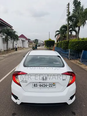 Honda Civic EX Sedan 2018 White