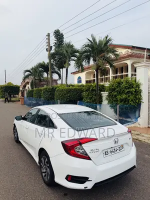 Honda Civic EX Sedan 2018 White