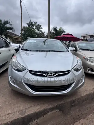 Hyundai Elantra Limited Sedan FWD (1.8L 4cyl 6A) 2013 Gray