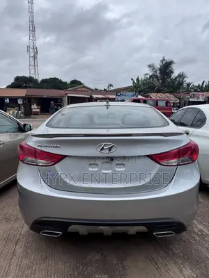 Hyundai Elantra Limited Sedan FWD (1.8L 4cyl 6A) 2013 Gray