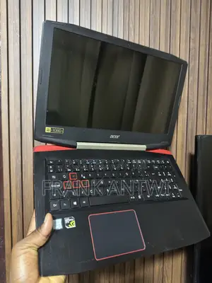 Laptop Acer Aspire VX5 591G 20GB Intel Core i5 HDD+SSD 512GB