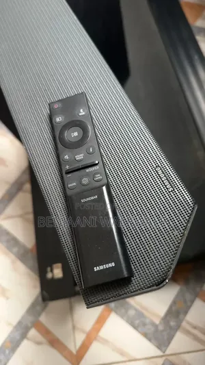 Neat Home Used Samsung Q Series Soundbar System With Remote