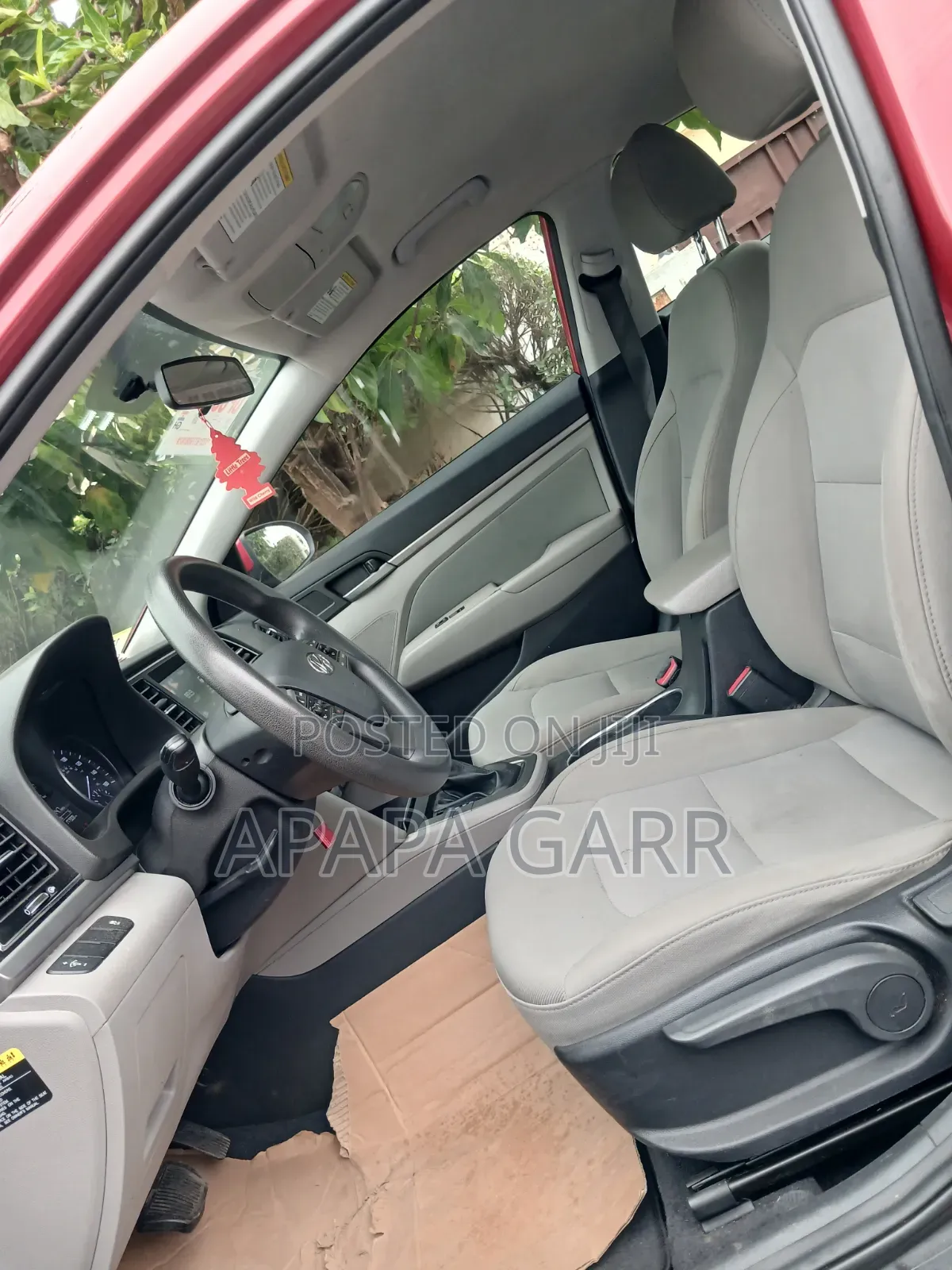 Hyundai Elantra 2017 Red