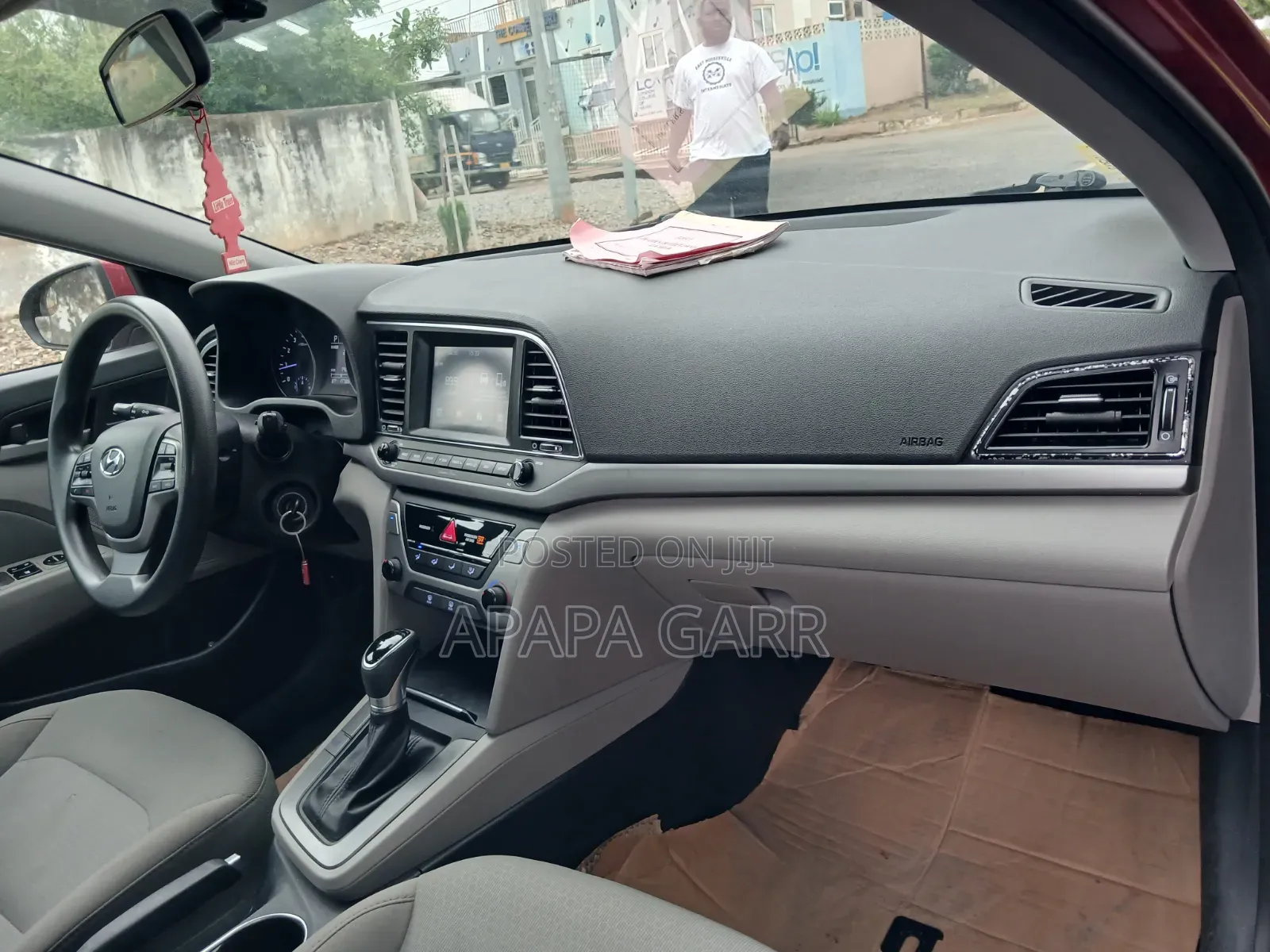 Hyundai Elantra 2017 Red