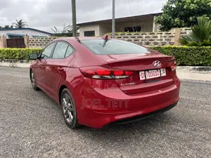 Hyundai Elantra 2017 Red