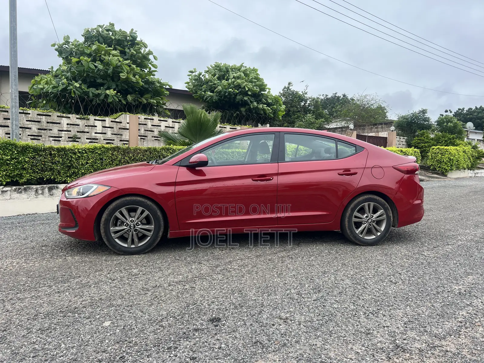 Hyundai Elantra 2017 Red