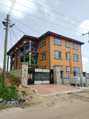 Building Construction Contractor and Documentation Expert