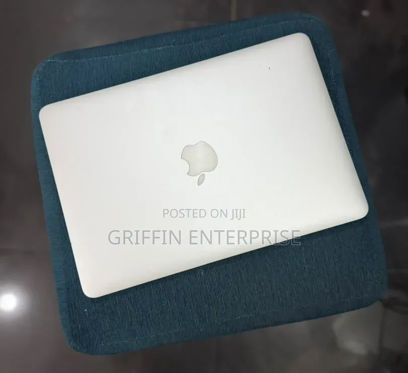 Laptop Apple MacBook Pro 2012 8GB Intel Core i5 SSD 128GB
