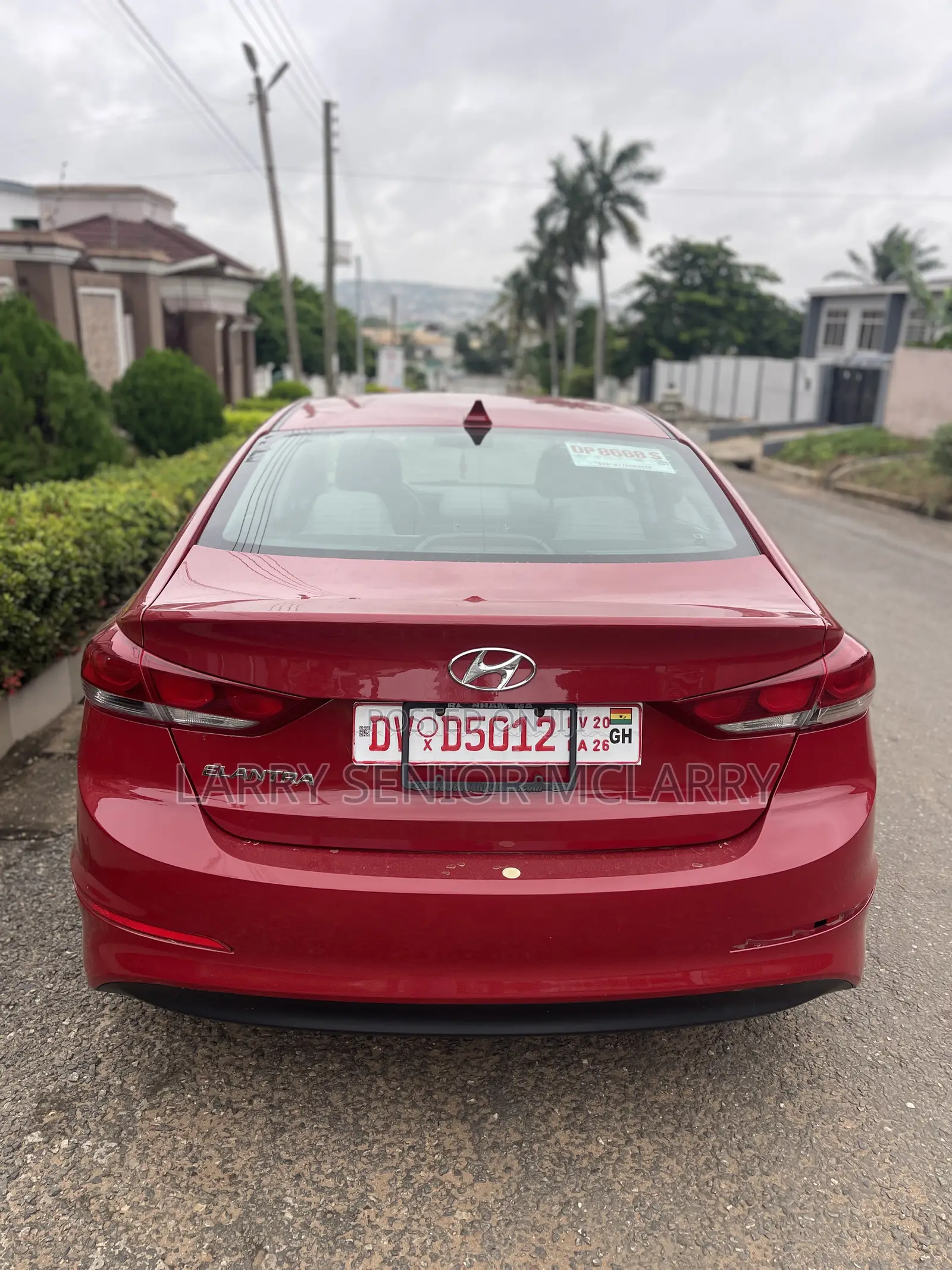 Hyundai Elantra 2017 Red