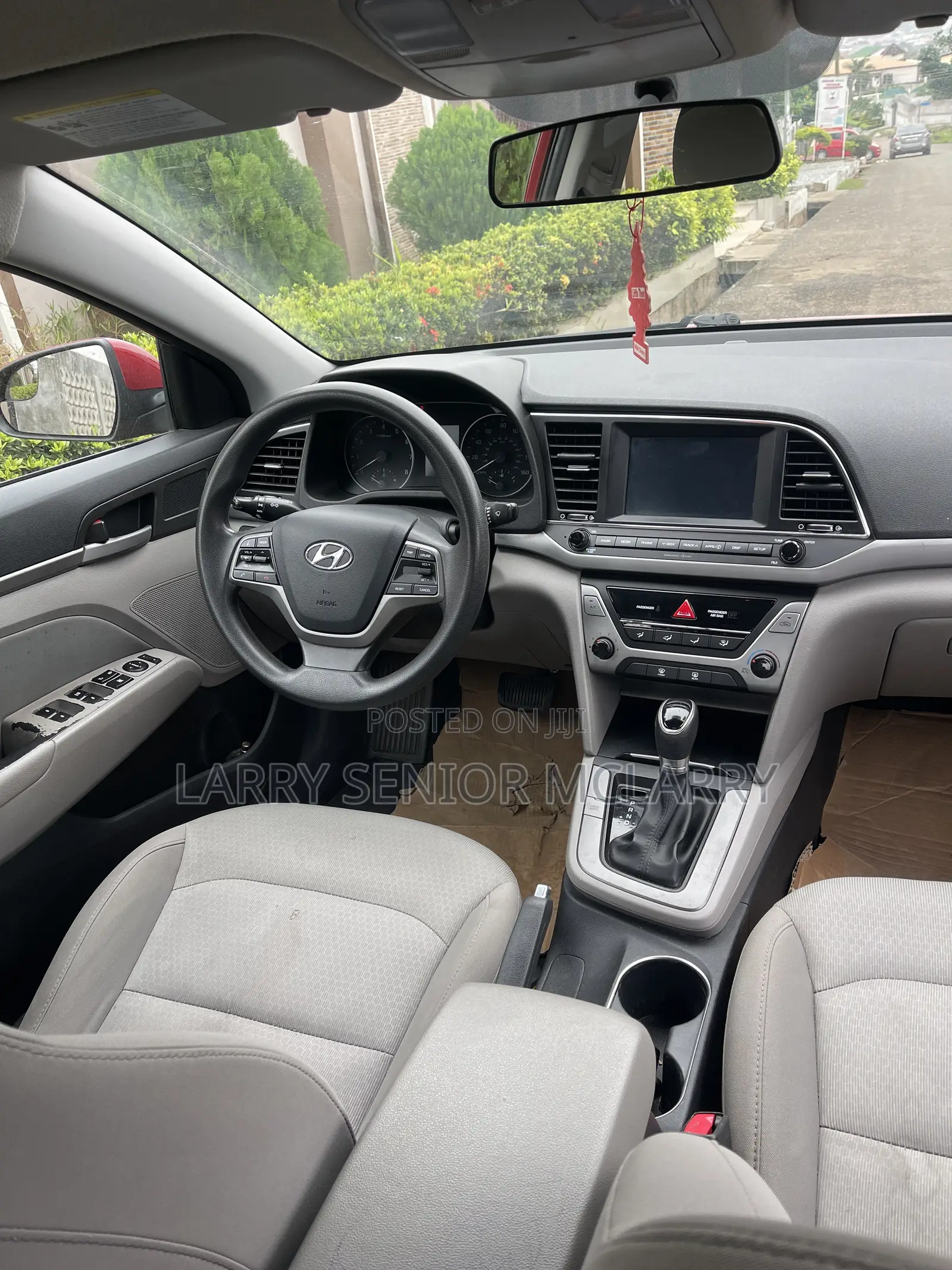 Hyundai Elantra 2017 Red