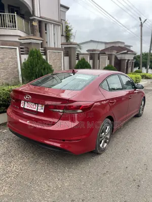 Hyundai Elantra 2017 Red