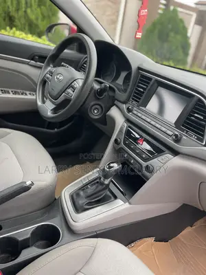Hyundai Elantra 2017 Red