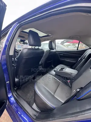 Toyota Corolla SE Special Edition 4dr Sedan (1.8L 4cyl CVT) 2017 Blue