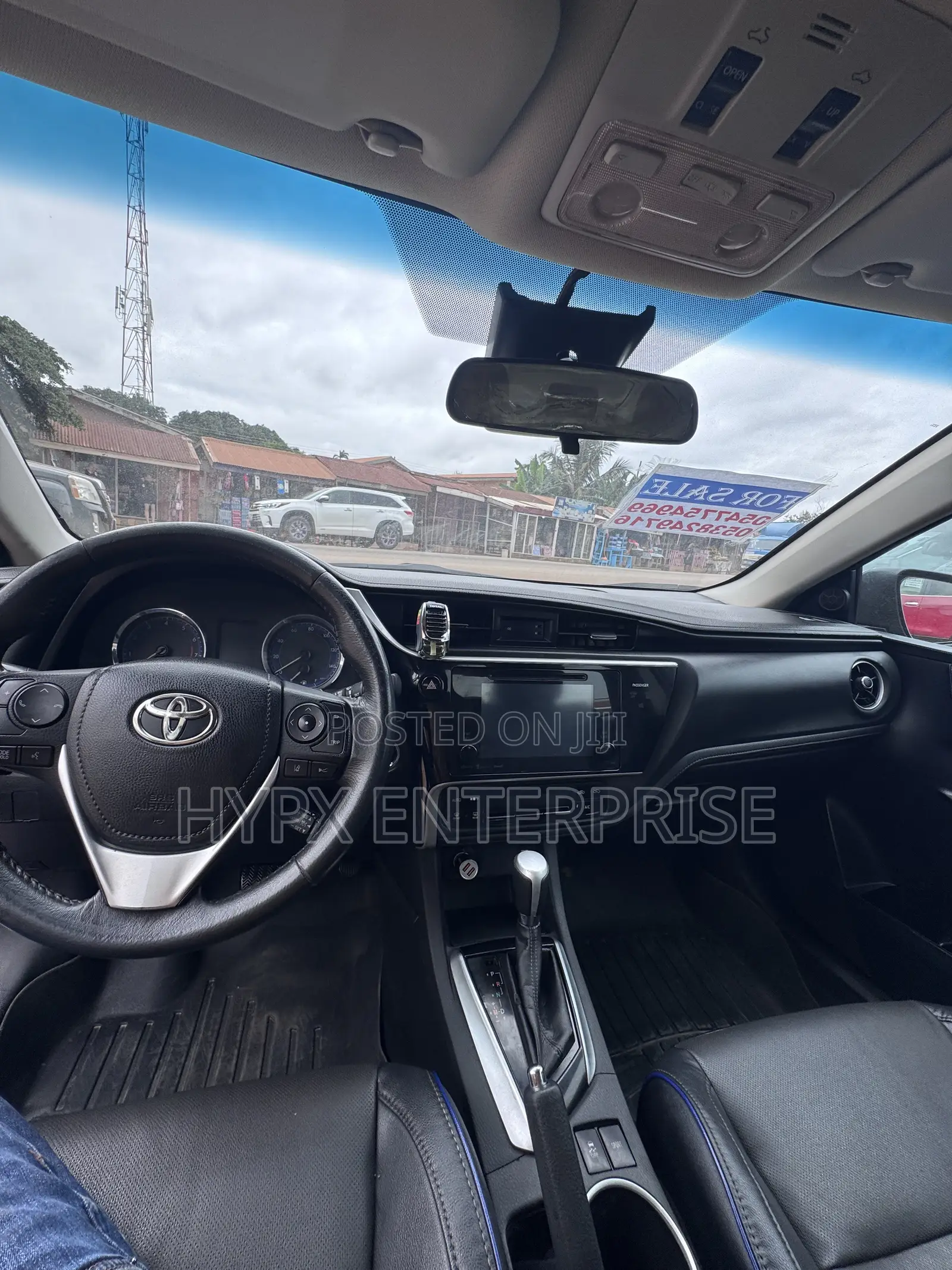 Toyota Corolla SE Special Edition 4dr Sedan (1.8L 4cyl CVT) 2017 Blue
