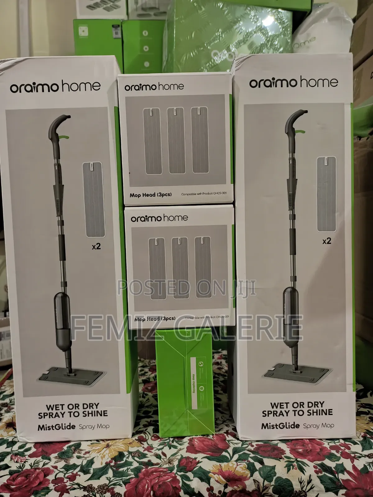 Oraimo Mistglide Spray Mop Plus 4pcs Replacement Mop Pads
