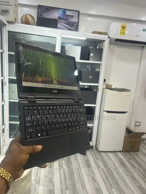 Laptop Acer TravelMate Spin B1 4GB Intel Pentium SSD 72GB