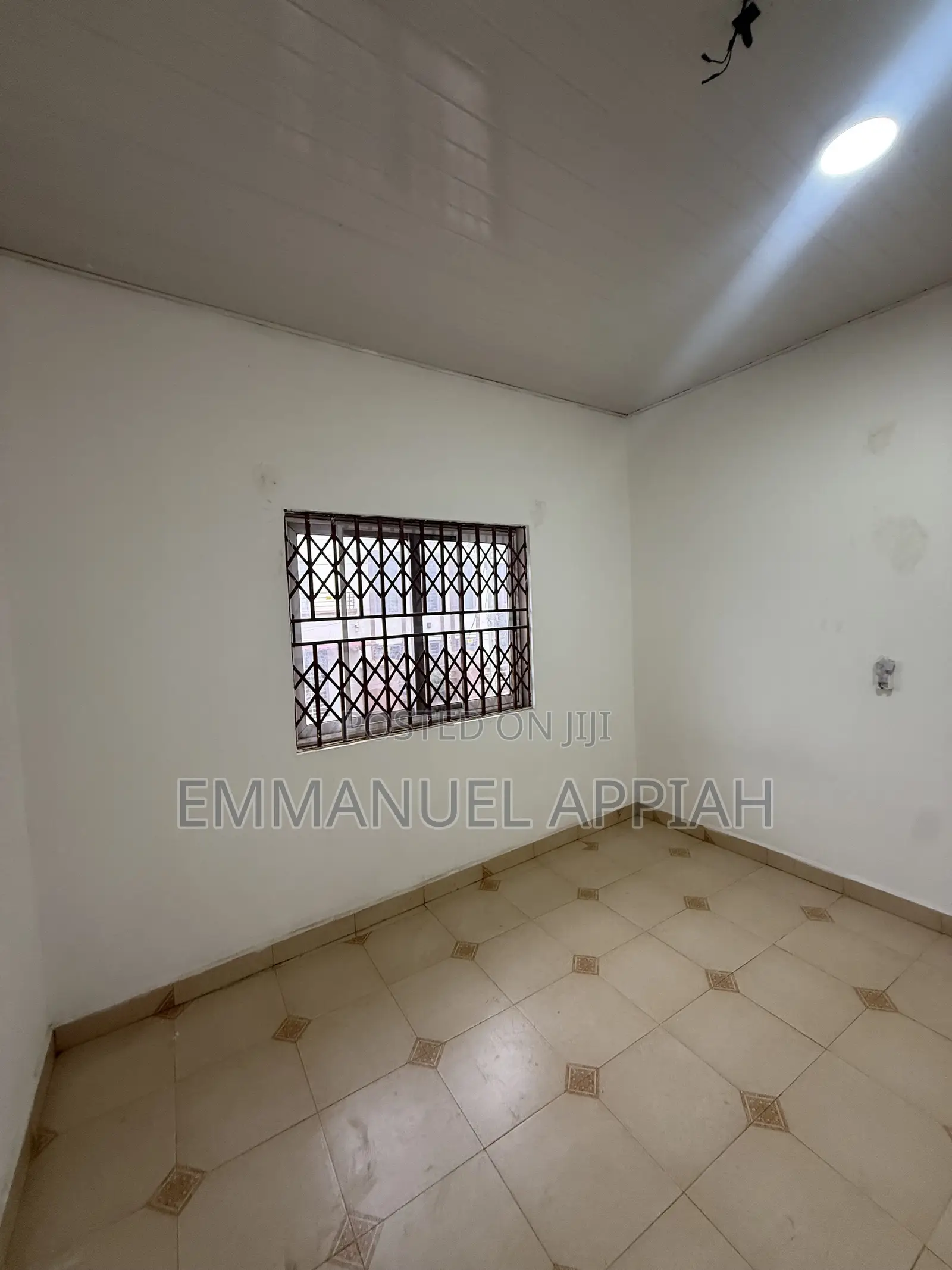 1bdrm Room & Parlour in Awoshei Onyinase, Awoshie for rent