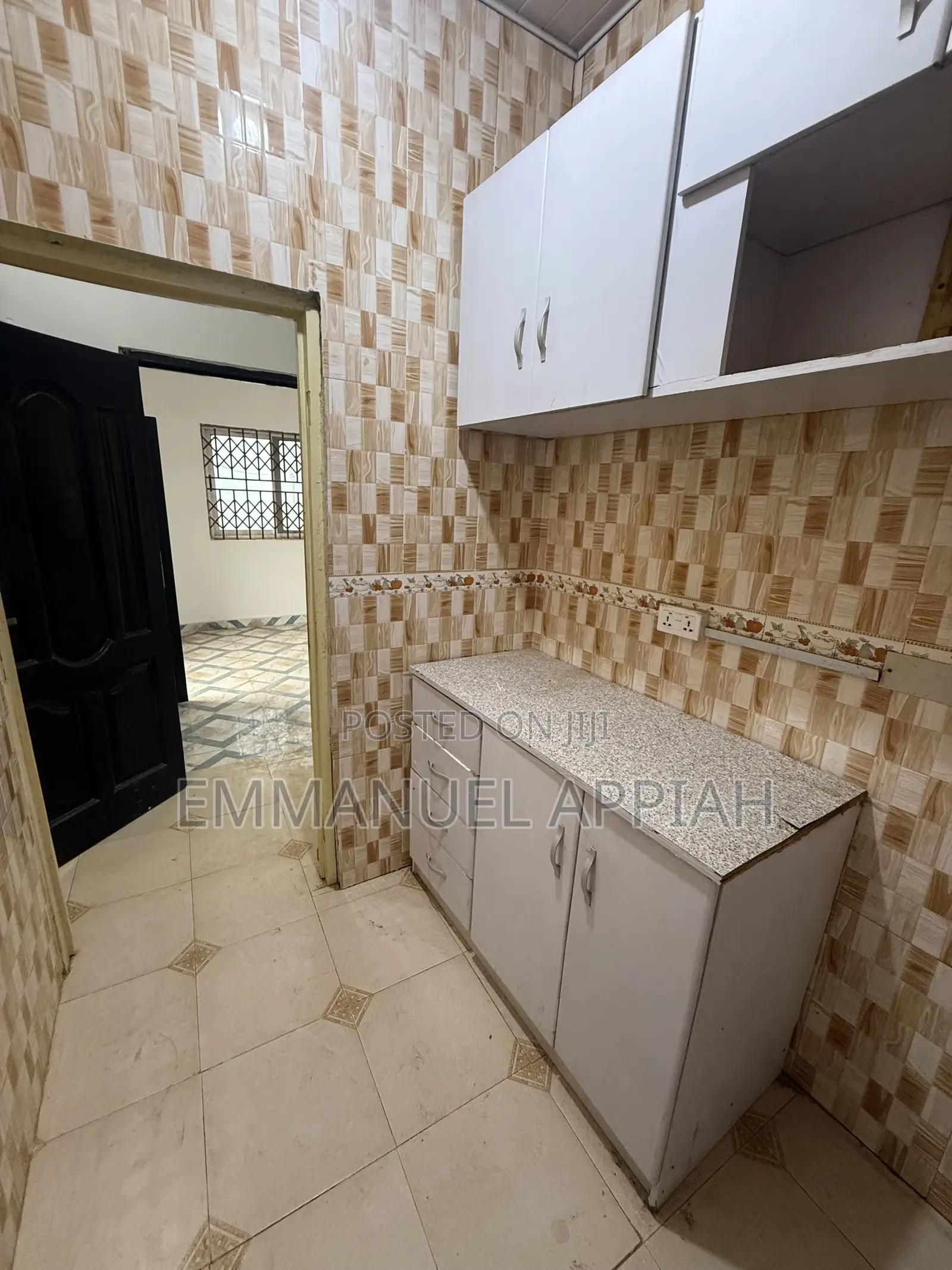 1bdrm Room & Parlour in Awoshei Onyinase, Awoshie for rent