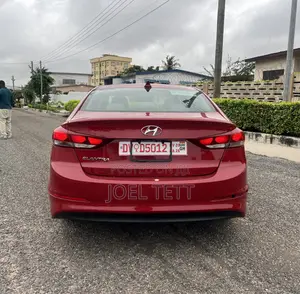 Hyundai Elantra 2017 Red