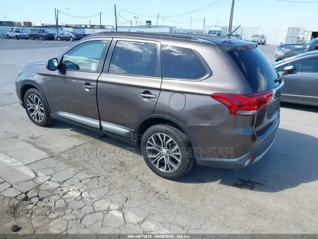 Mitsubishi Outlander 2016 Brown
