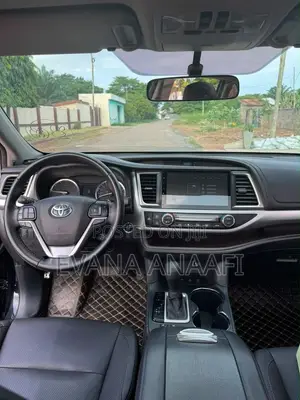 Toyota Highlander 2016 Black