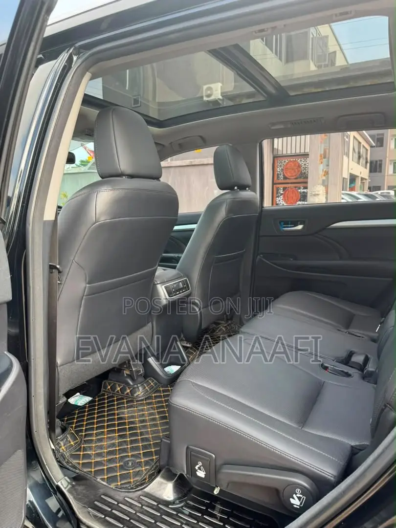 Toyota Highlander 2016 Black